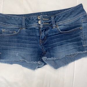 American Eagle size 2 stretch shorts